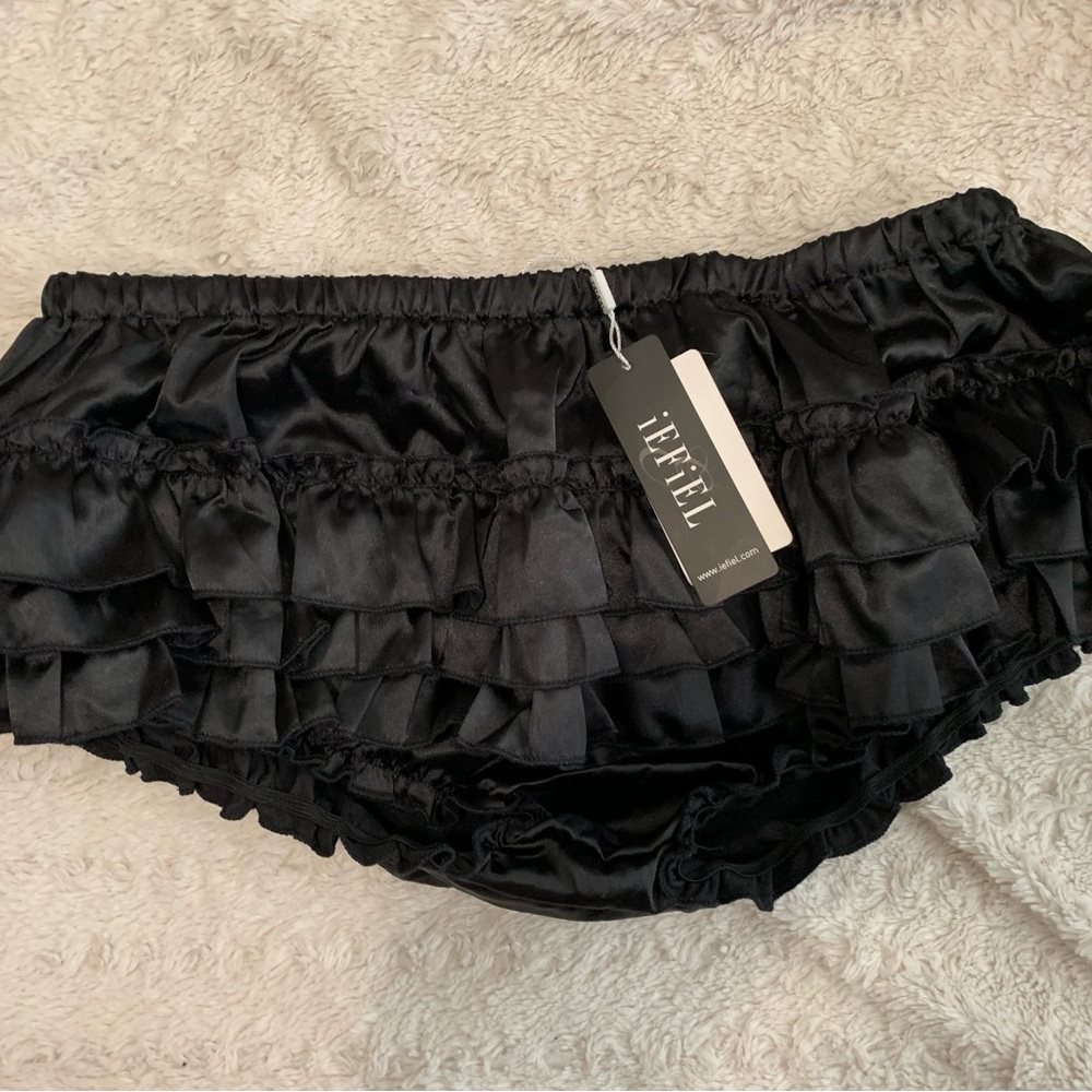 Black Ruffle Women's Panties